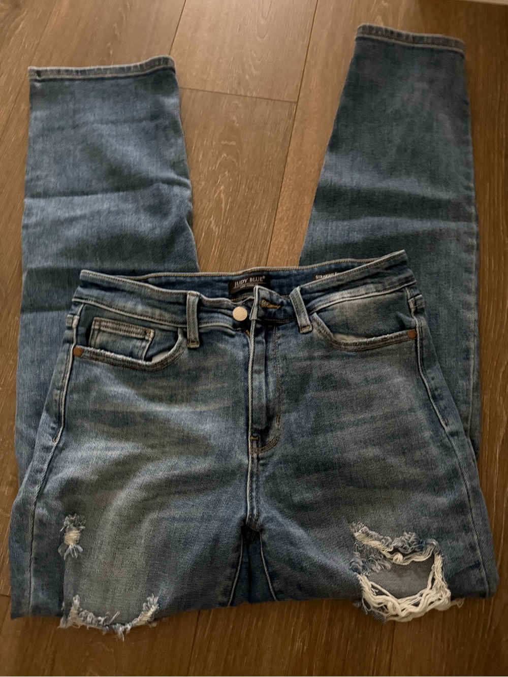 Judy Blue High Waisted Straight Fit Distressed Jeans Wash
